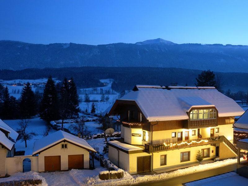 Pongratz Aparthotel Presseggersee Luaran gambar